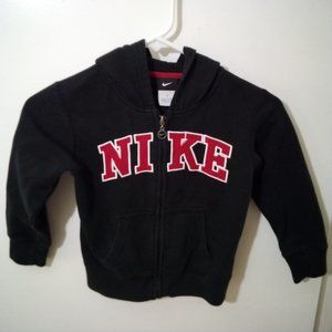 Boys 5T Nike hoodie Black/red